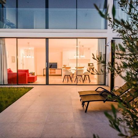 Apartment Flori With Sea View Malinska Dış mekan fotoğraf